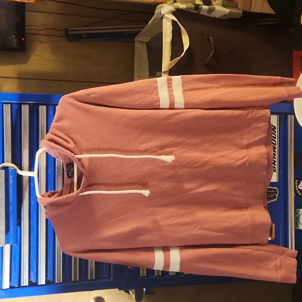 Womens size Large Rue 21 Pull Over hoodie